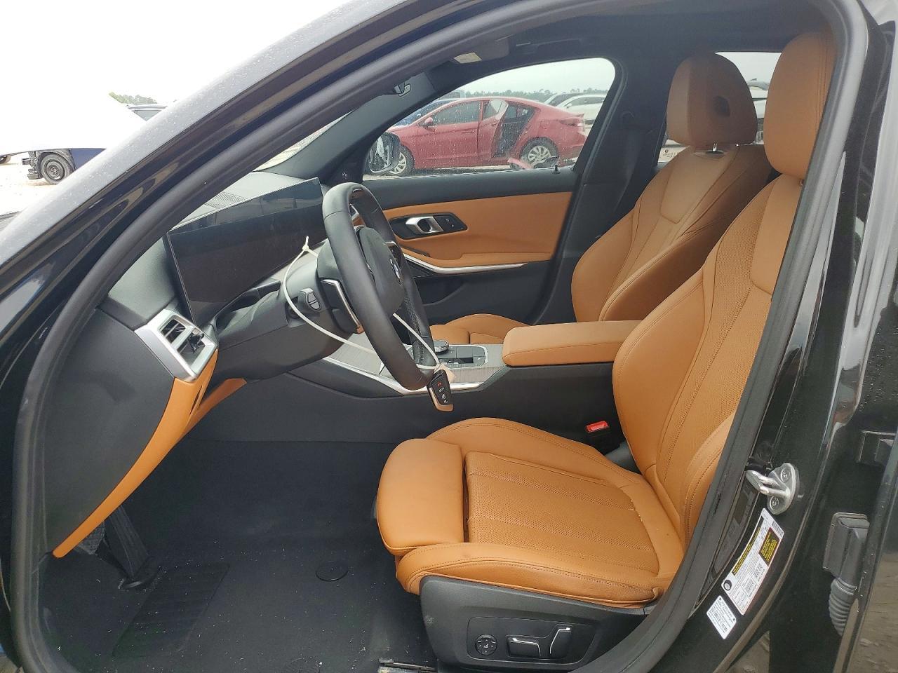 2025 BMW 330I - Фото 7