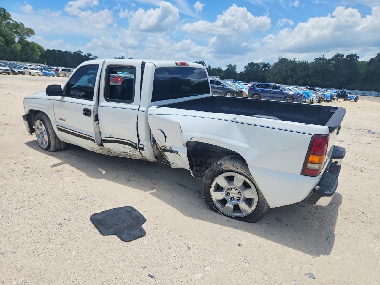 2002 Chevrolet Silverado - Image 2