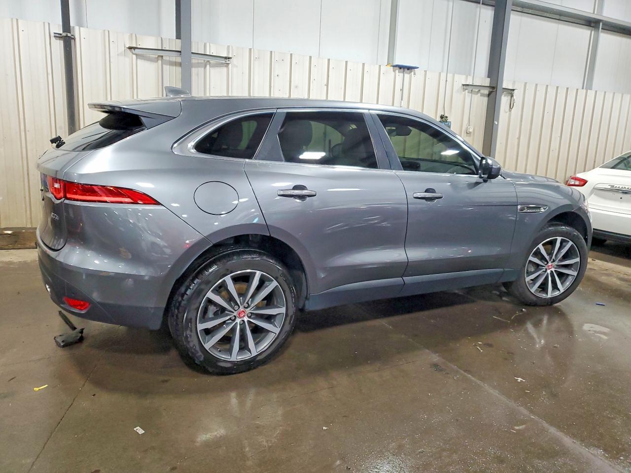2019 Jaguar F-Pace Prestige - Фото 3