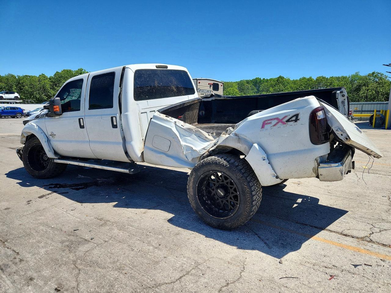 2015 Ford F250 Super Duty - Фото 2