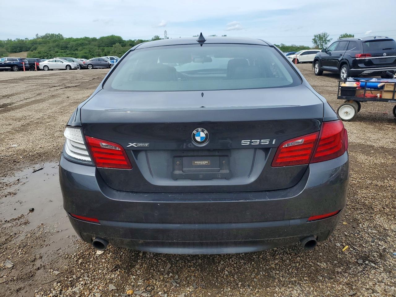 2013 BMW 535 Xi - Image 6
