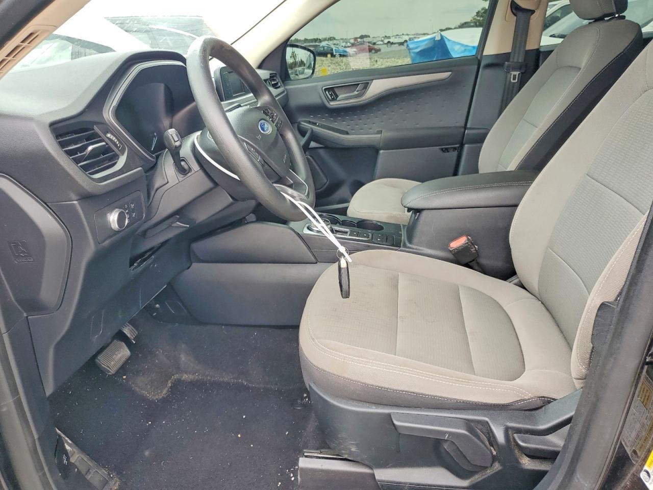 2020 Ford Escape S - Фото 7