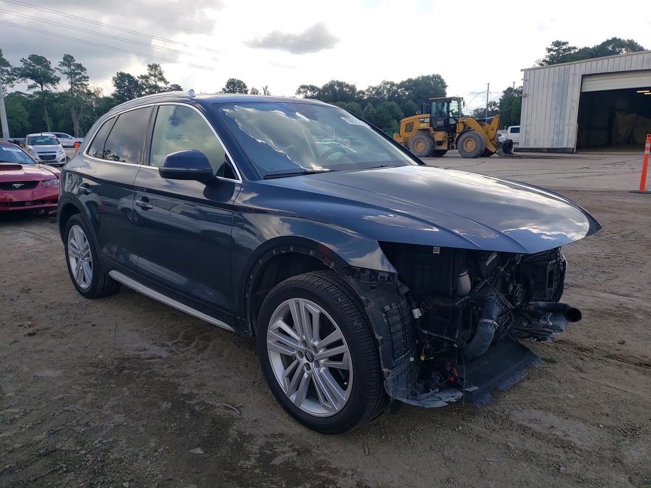 2019 Audi Q5 Premium Plus - Image 4