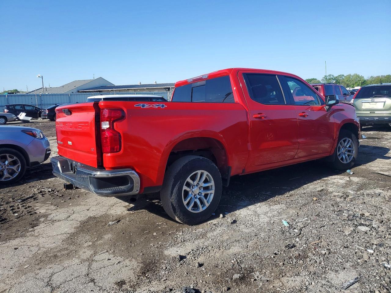 2019 Chevrolet Silverado K1500 Lt - Image 3