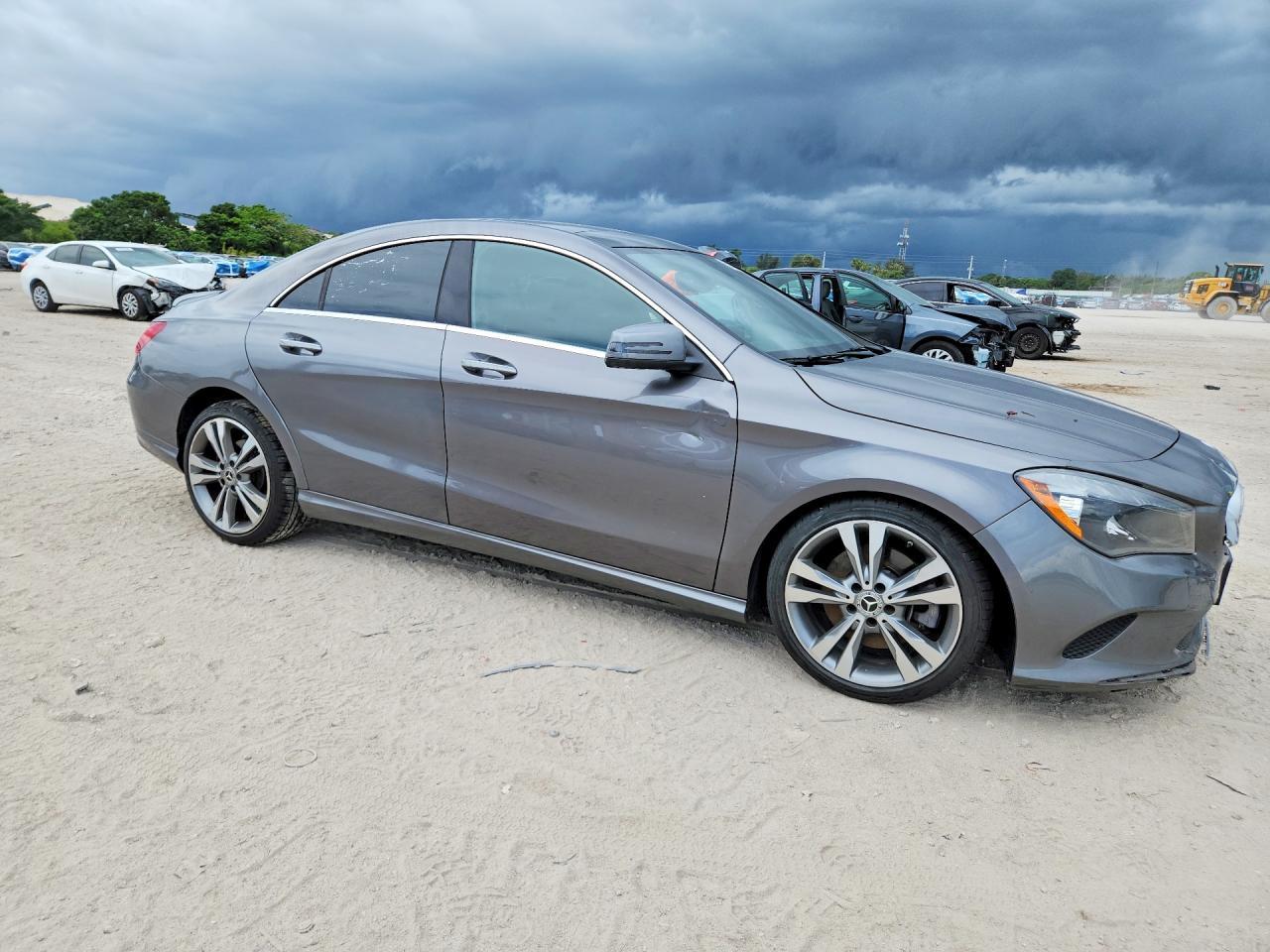 2018 Mercedes-Benz Cla 250 4Matic - Image 4