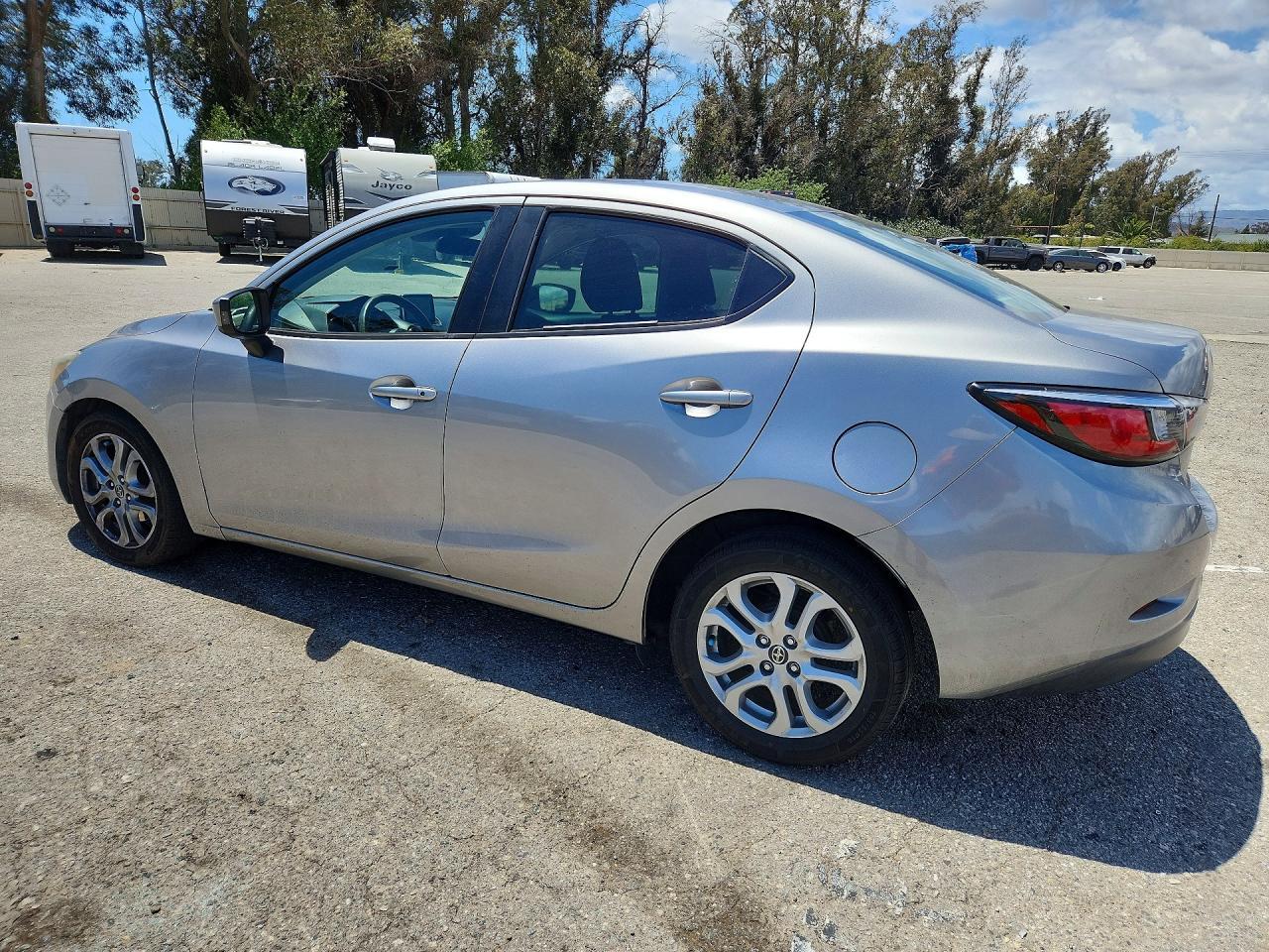 2016 Scion Ia Base - Image 2
