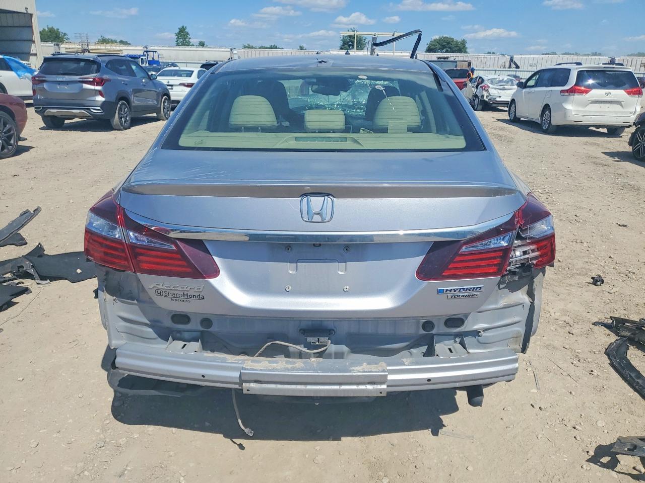 2017 Honda Accord Touring Hybrid - Фото 6