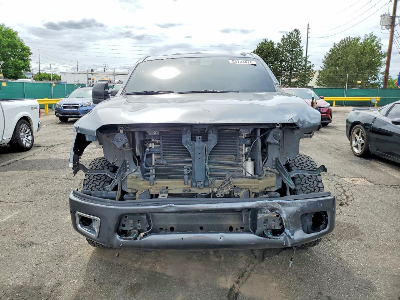 2017 Nissan Titan Pro-4X - Image 5