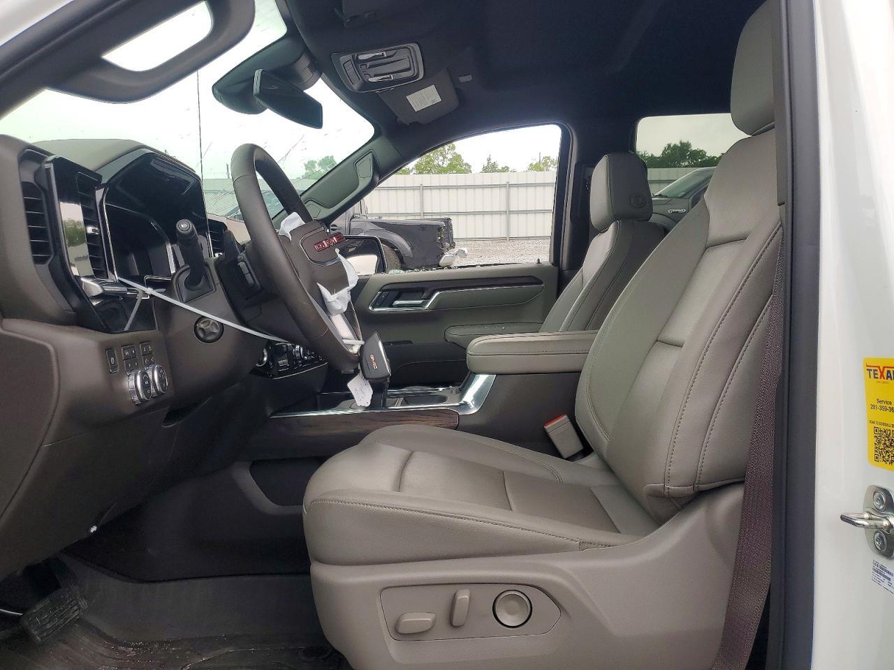 2026 GMC Sierra K1500 Slt - Image 7