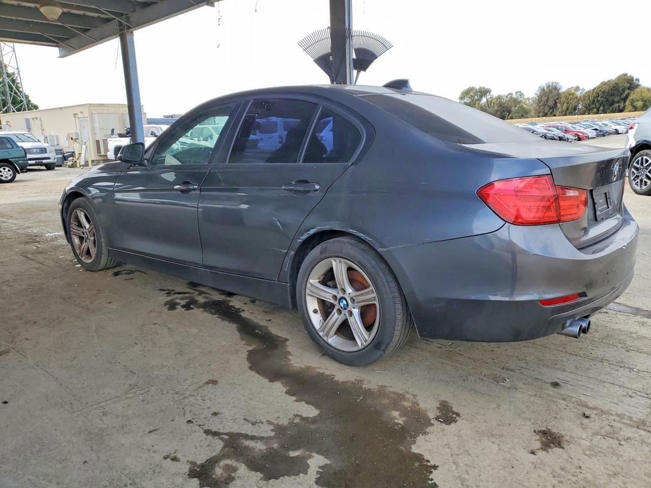 2013 BMW 328 I Sulev - Фото 2