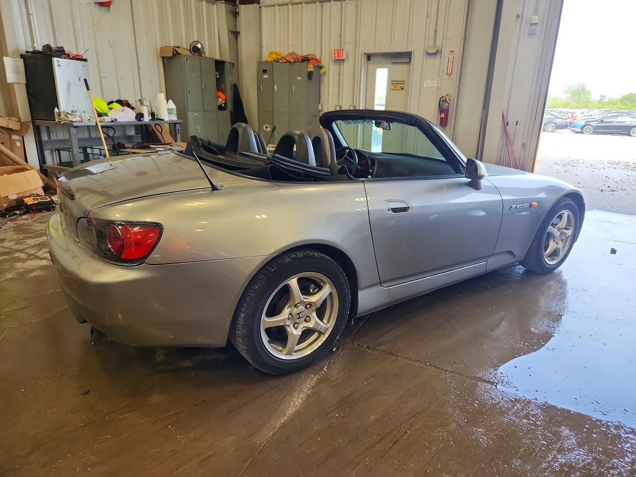 2003 Honda S2000 - Фото 3