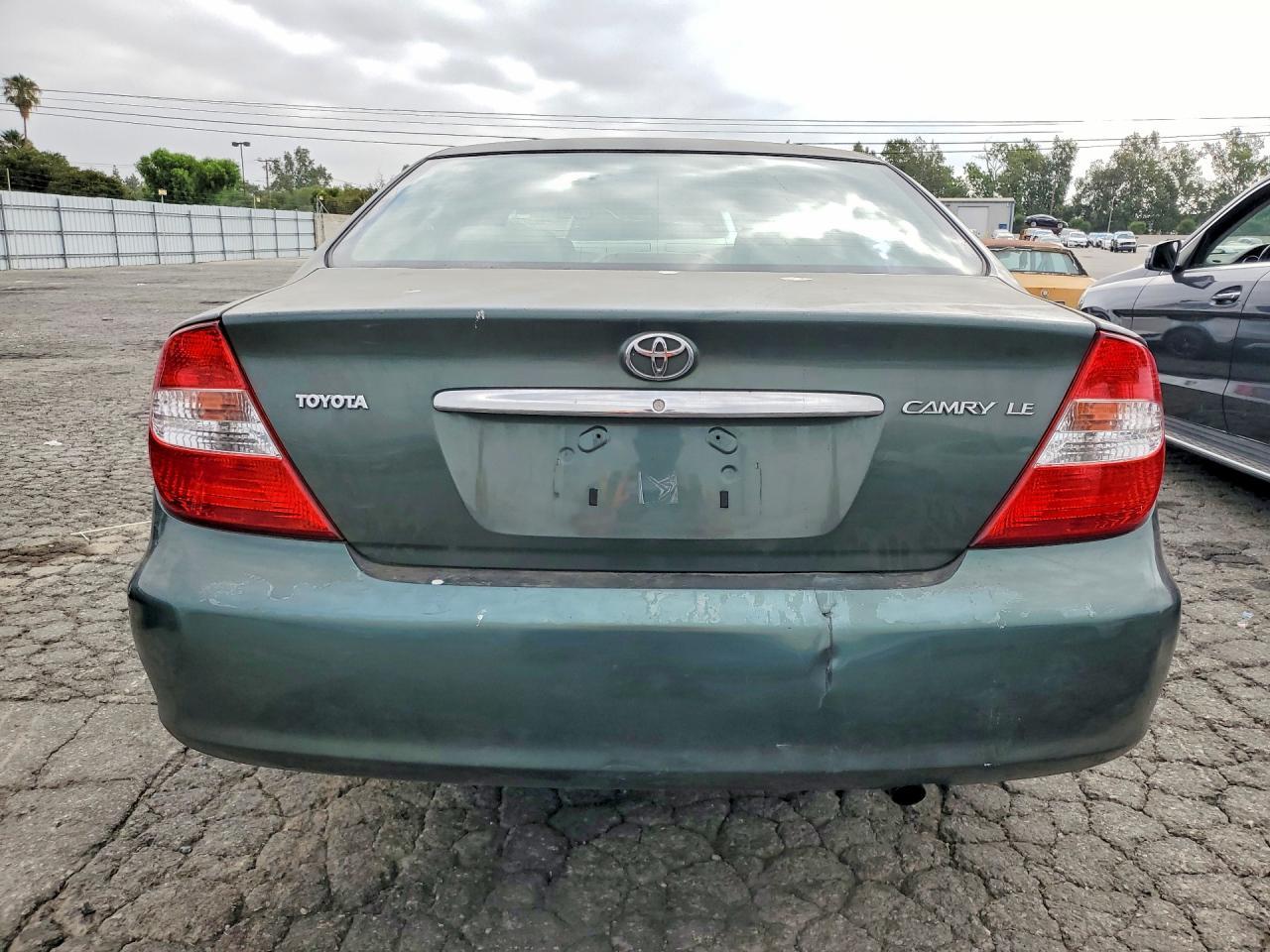 2002 Toyota Camry Le - Фото 6