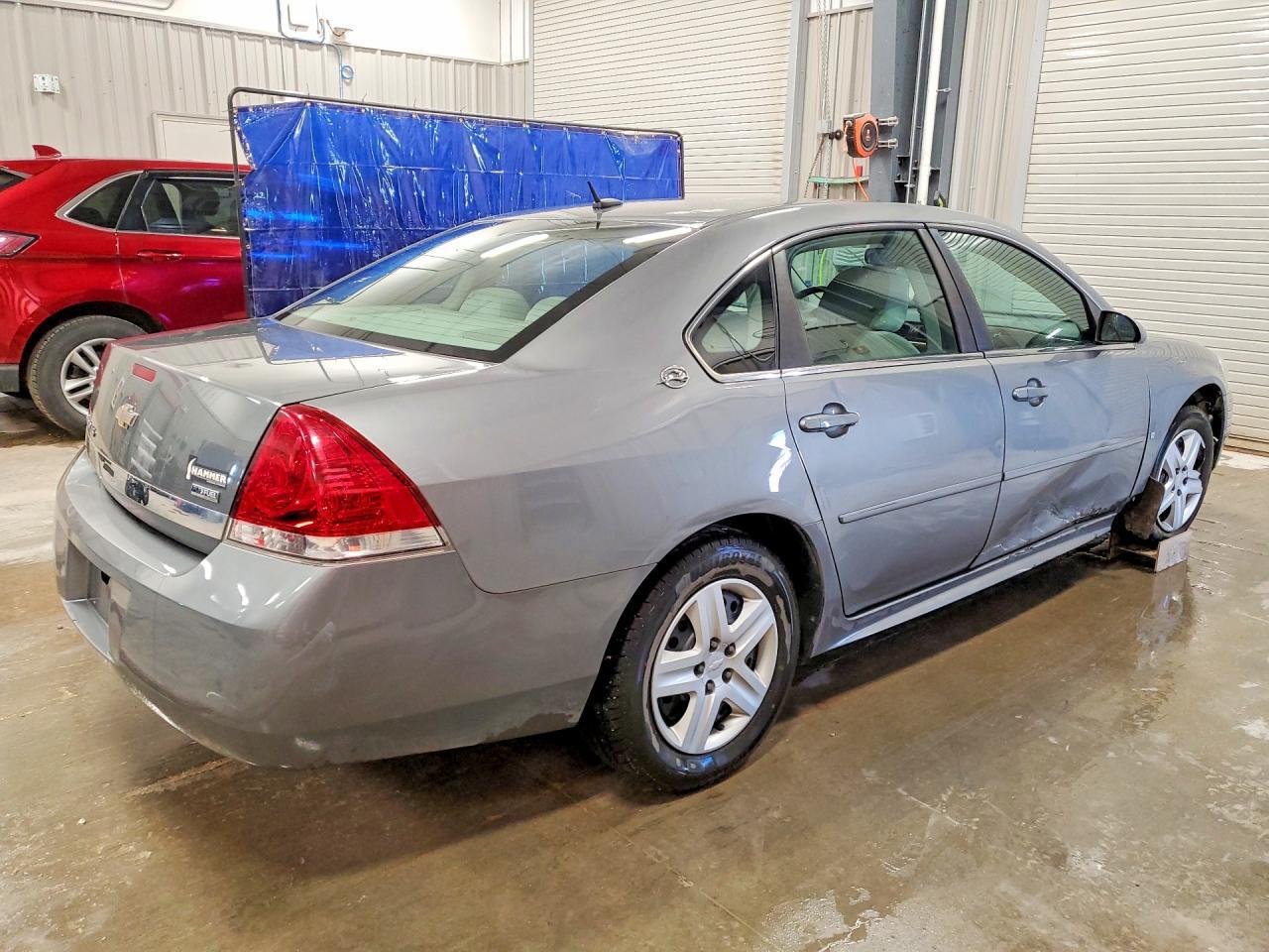 2009 Chevrolet Impala Ls - Image 3