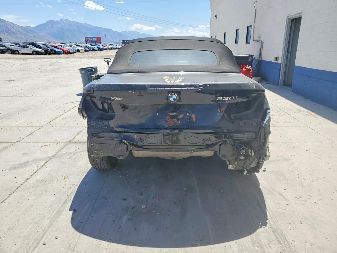 2017 BMW 230Xi - Фото 6