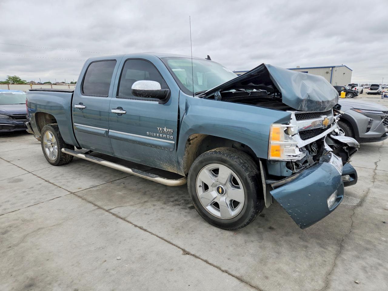2011 Chevrolet Silverado C1500 Lt - Image 4
