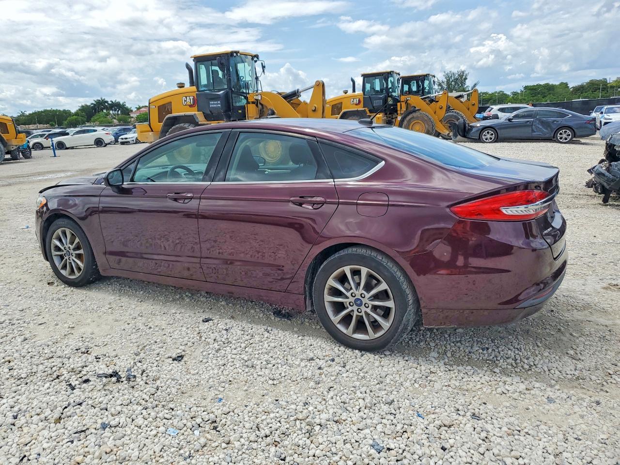 2017 Ford Fusion Se - Image 2