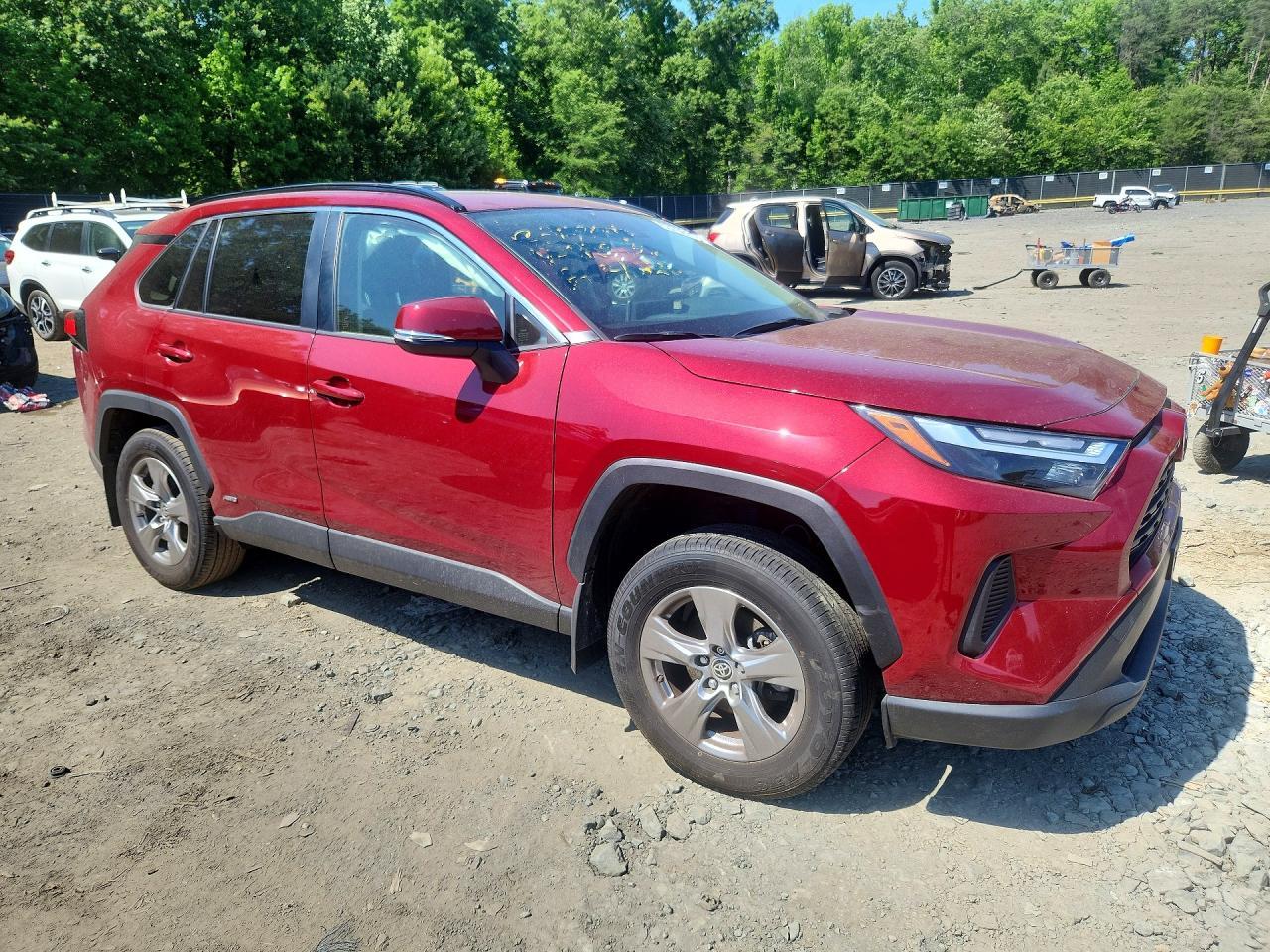 2025 Toyota Rav4 Hybrid Xle - Image 4