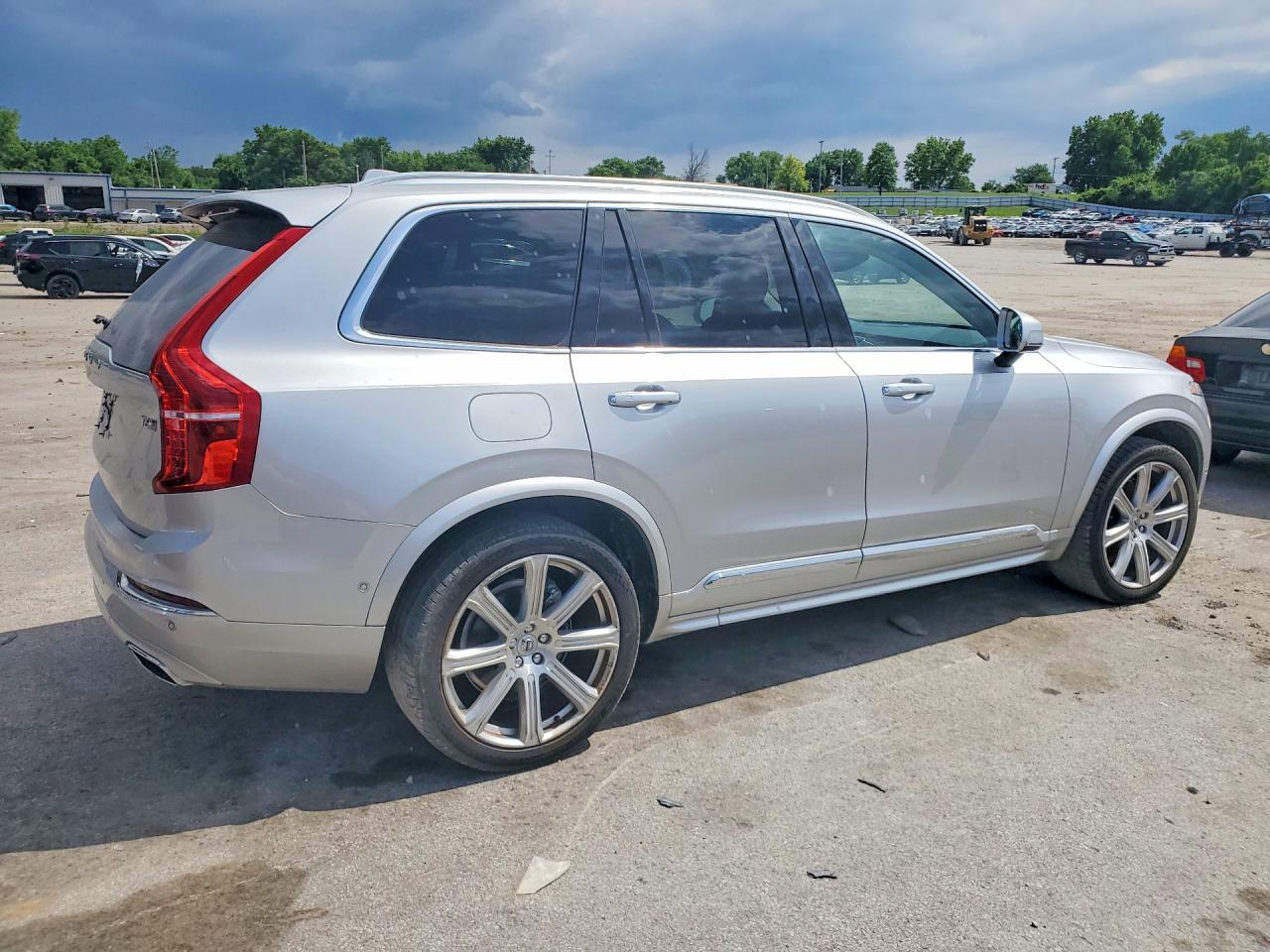 2019 Volvo Xc90 T6 Inscription - Image 3