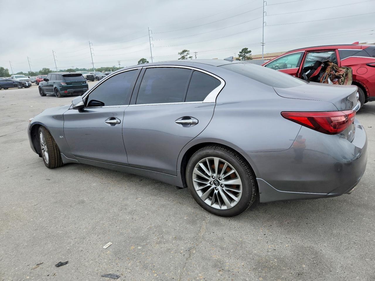 2019 Infiniti Q50 3.0T Luxe - Фото 2