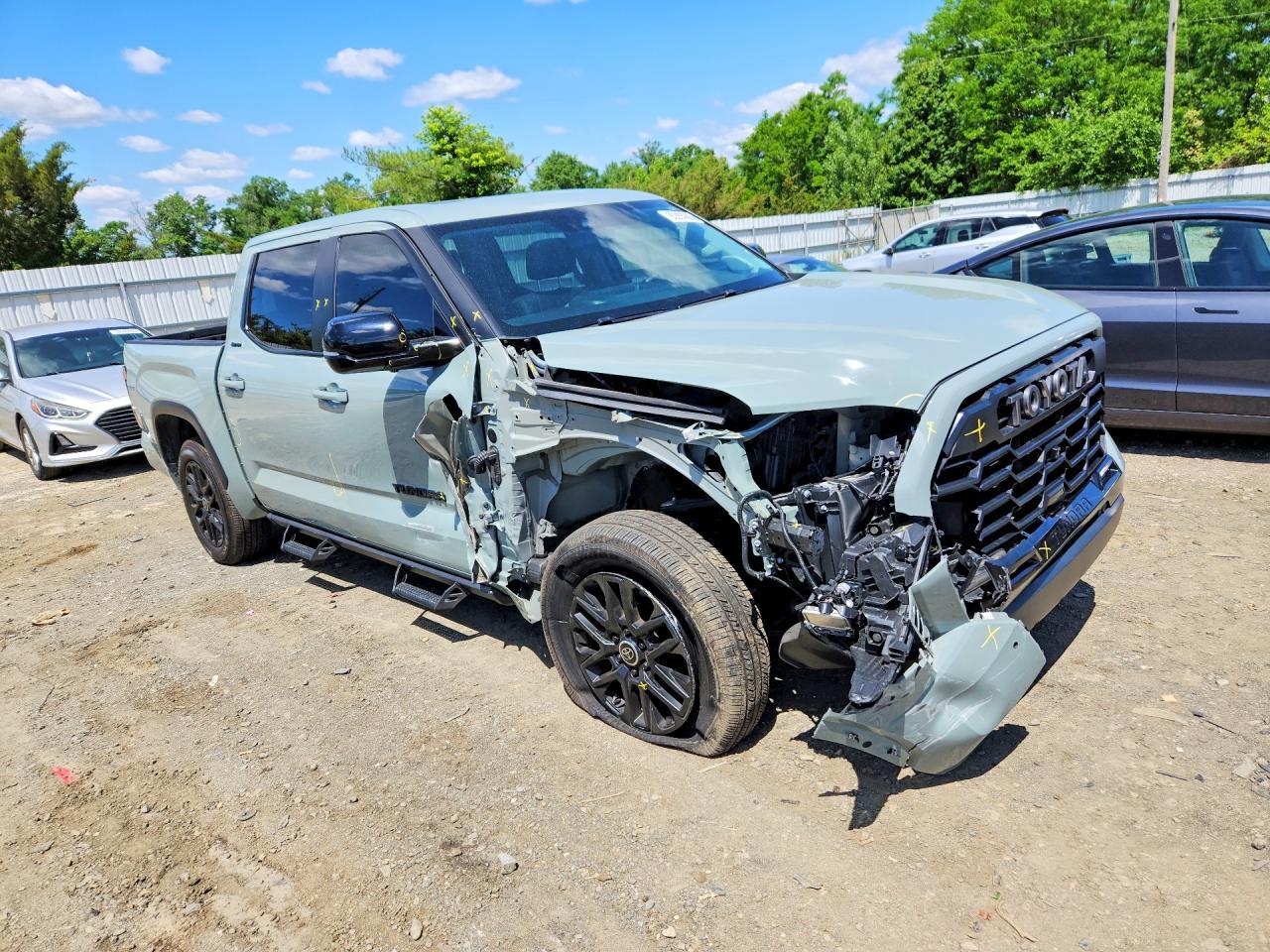 2024 Toyota Tundra Limited - Фото 4