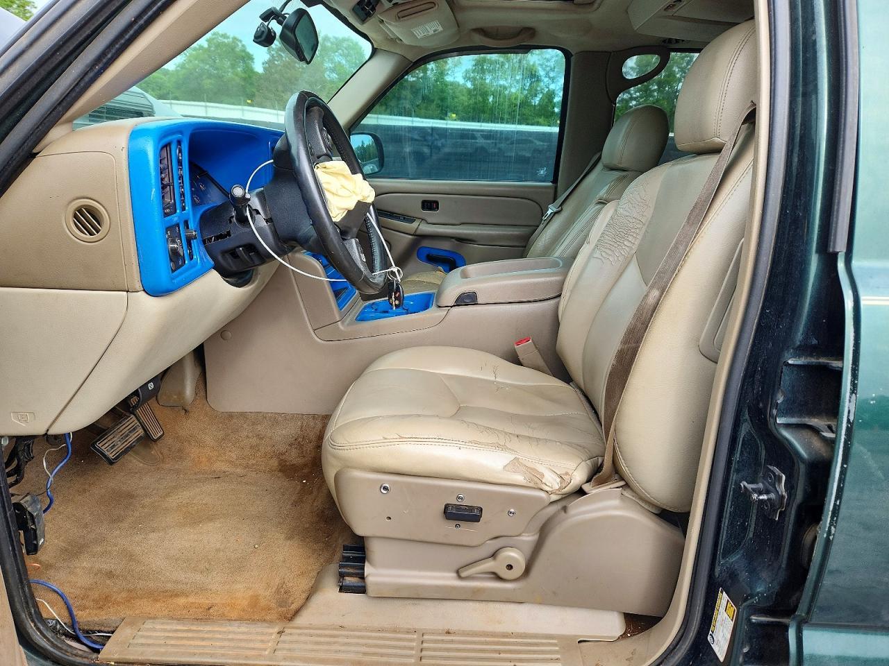 2004 Chevrolet Tahoe - Фото 7