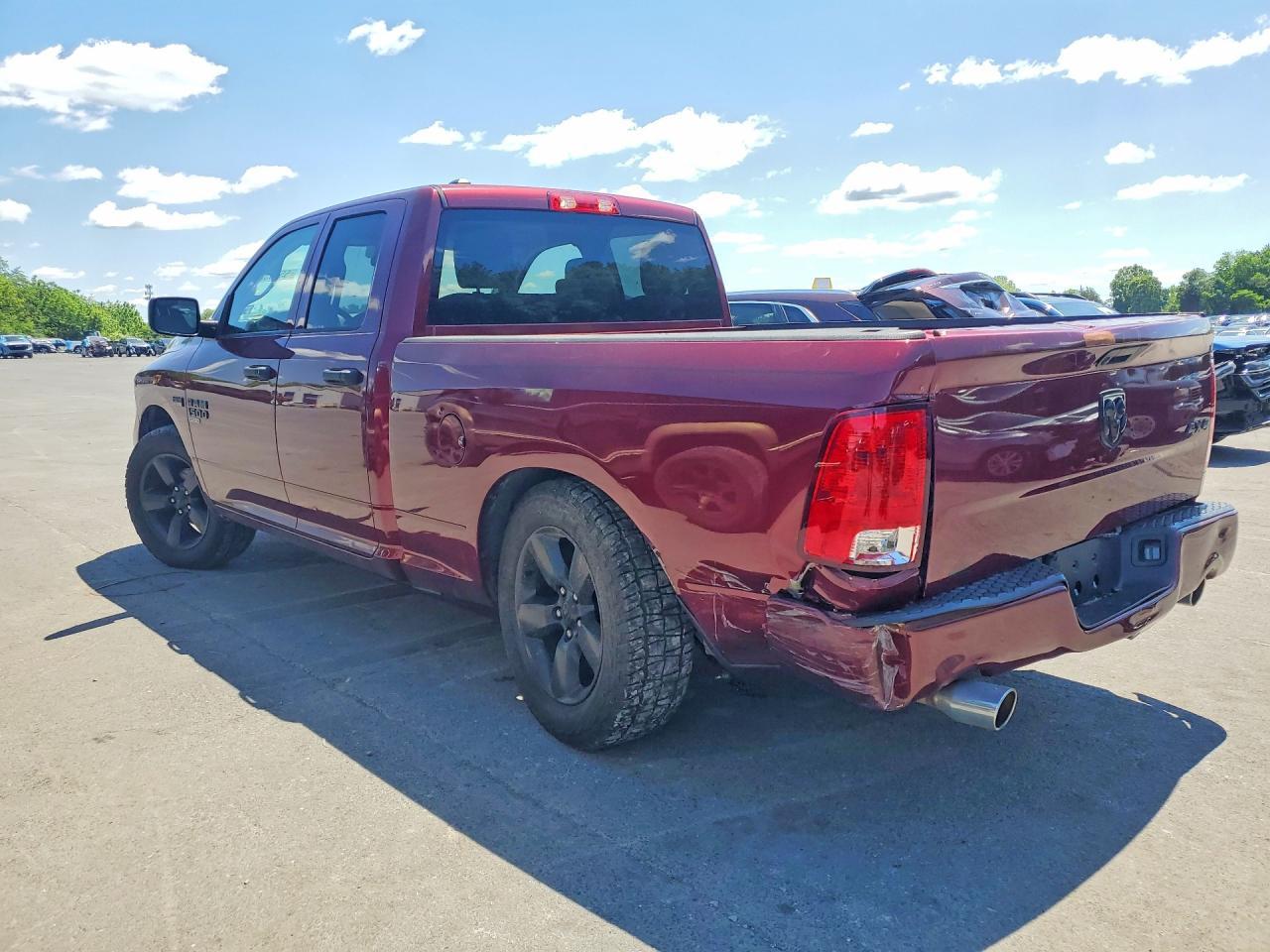 2019 Ram 1500 Classic Tradesman - Фото 2