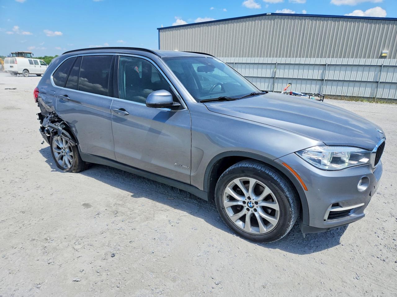 2016 BMW X5 xDrive35I - Фото 4