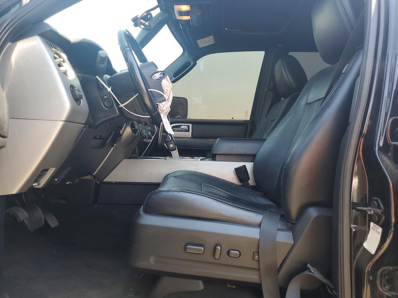 2017 Ford Expedition El Limited - Image 7