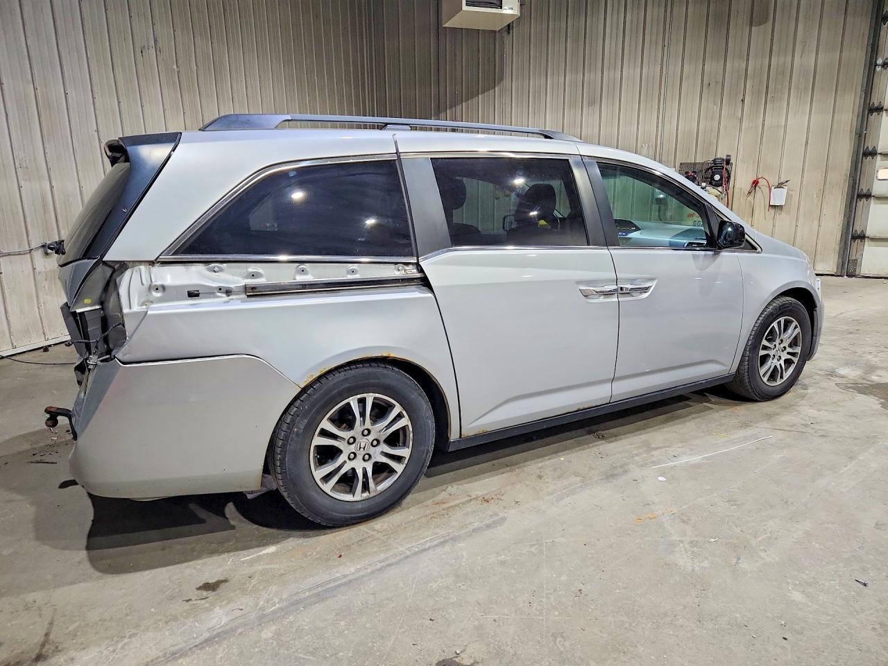 2013 Honda Odyssey Exl - Фото 3