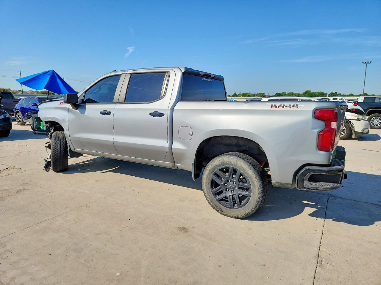 2023 Chevrolet Silverado K1500 Lt Trail Boss - Image 2