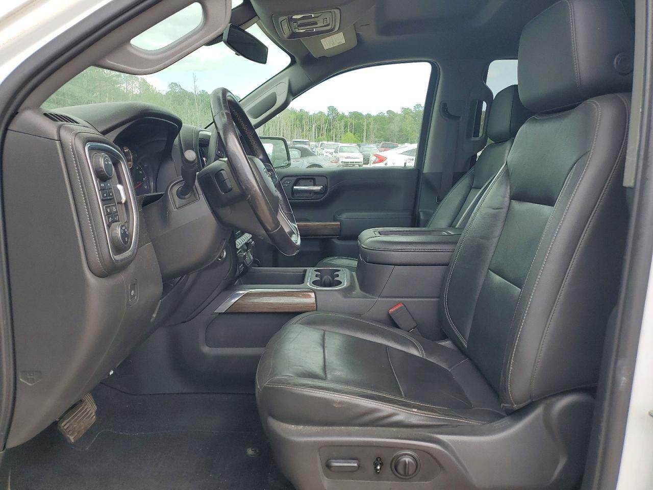 2020 Chevy Silverado 1500 - Image 7