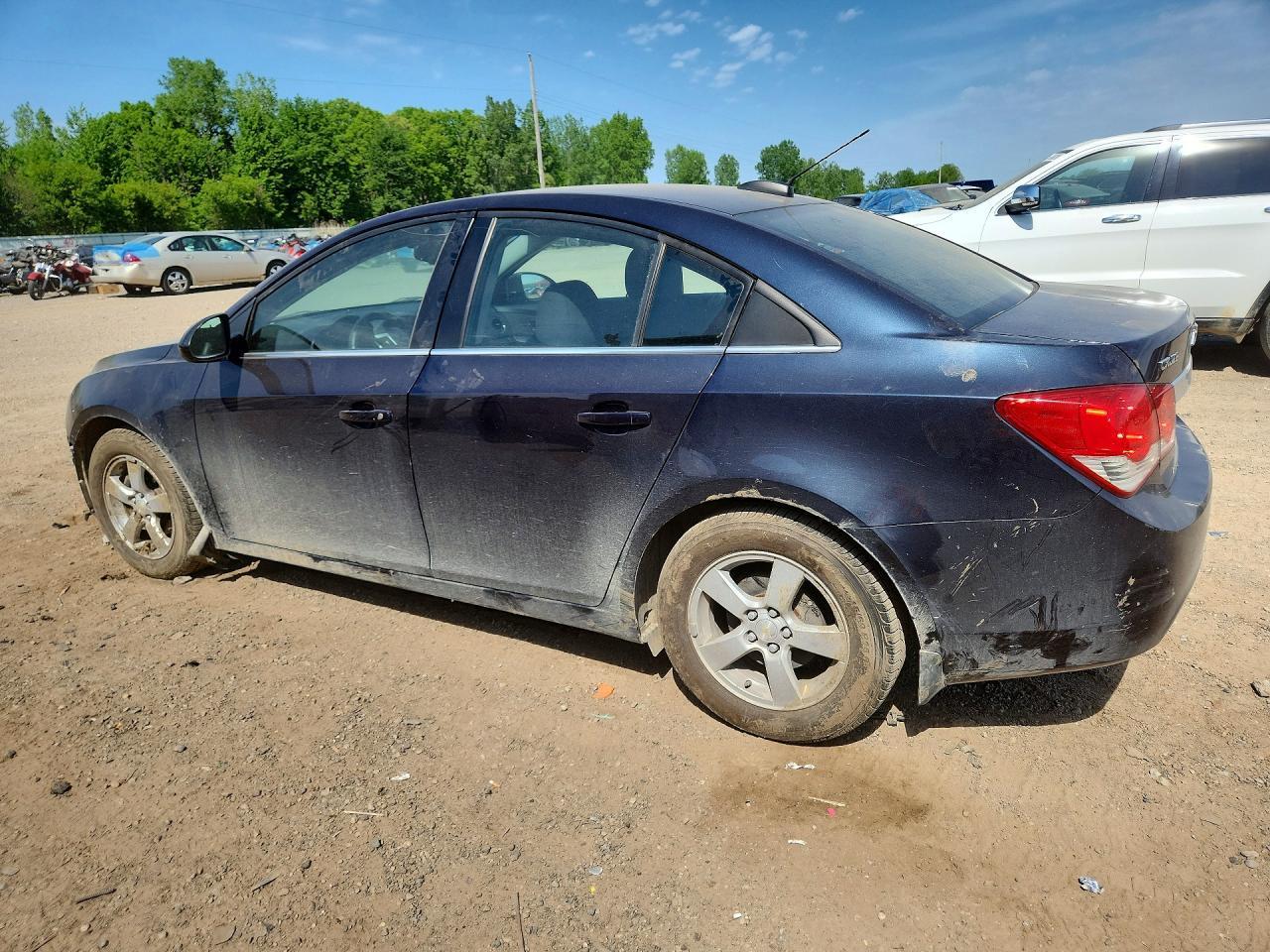 2016 Chevrolet Cruze Limited Lt - Image 2