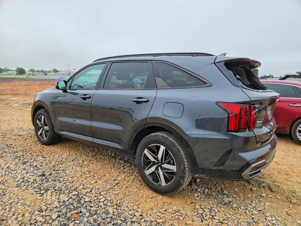 2022 Kia Sorento S - Фото 2