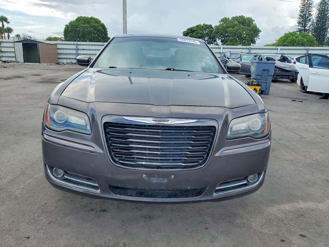 2014 Chrysler 300 S - Image 5