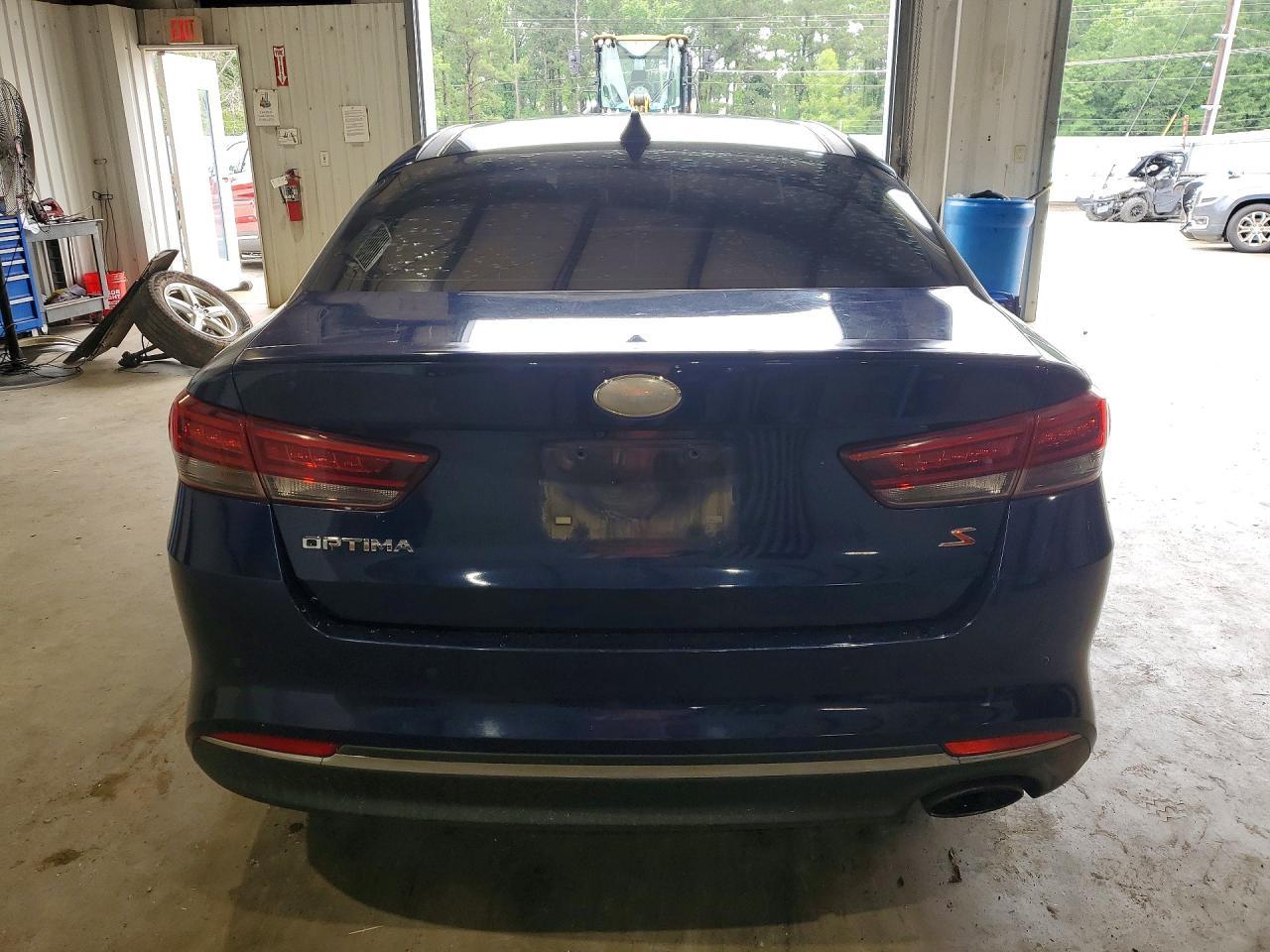 2018 Kia Optima S - Image 6