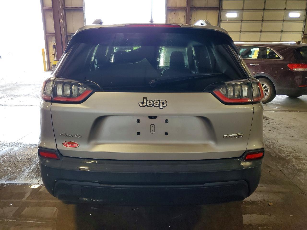 2019 Jeep Cherokee Latitude Plus - Image 6