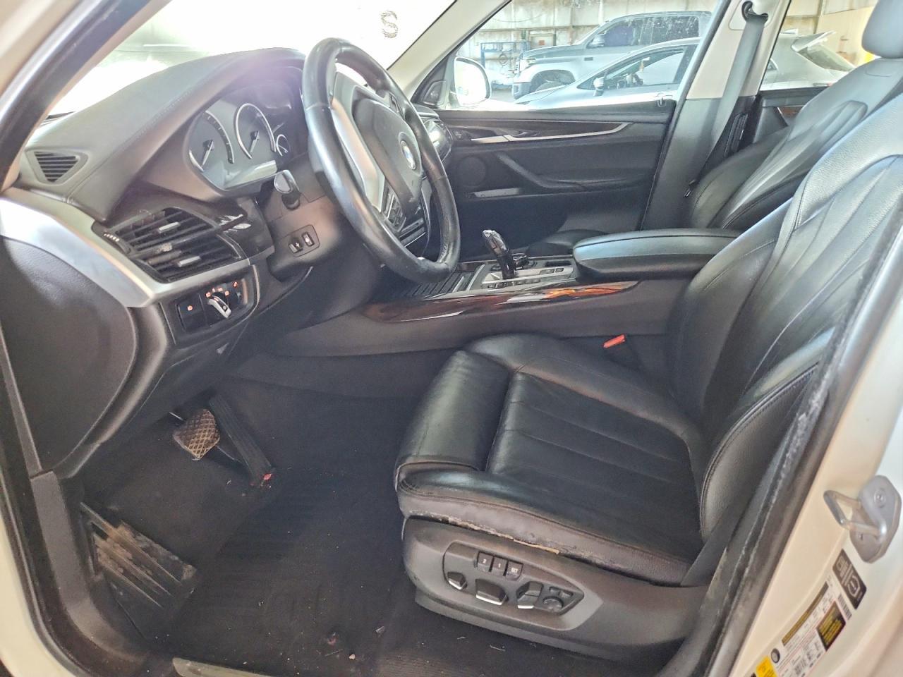 2015 BMW X5 xDrive50I - Фото 7