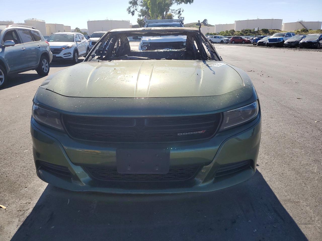 2022 Dodge Charger Sxt - Фото 5