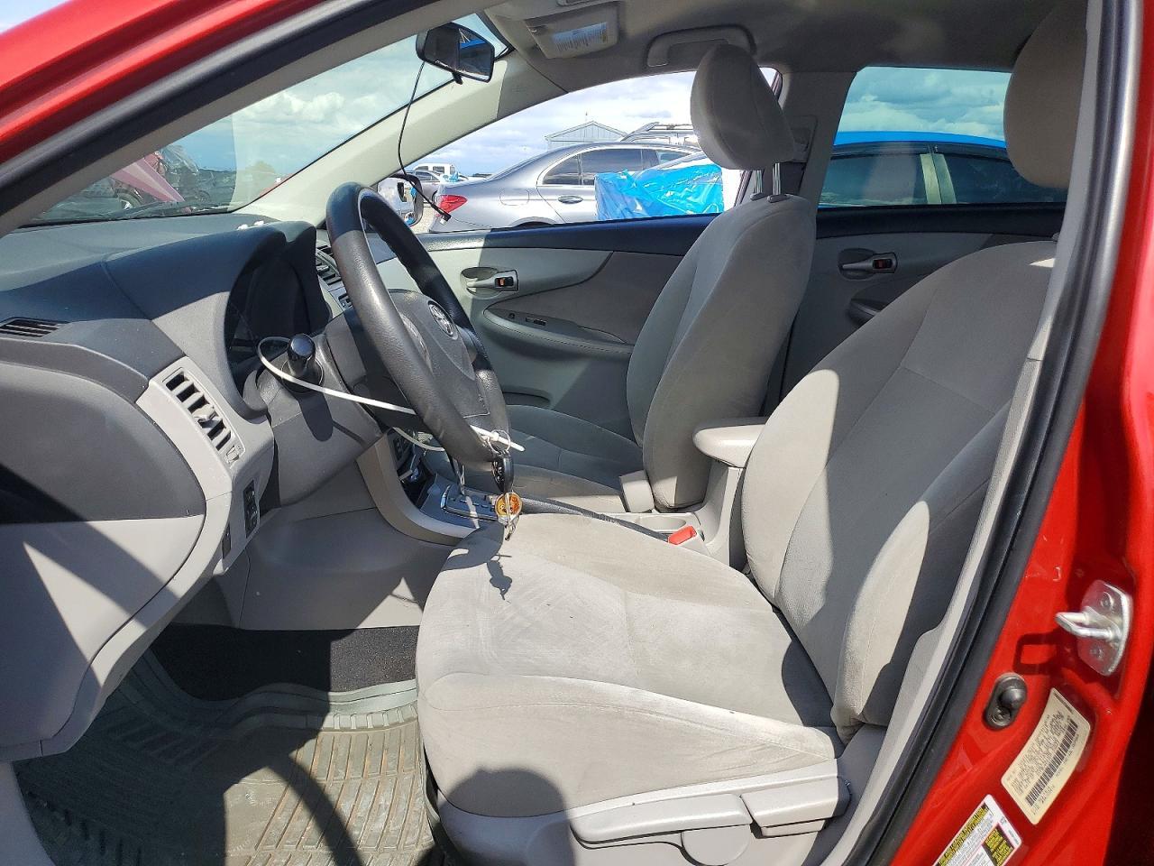 2013 Toyota Corolla Le - Фото 7