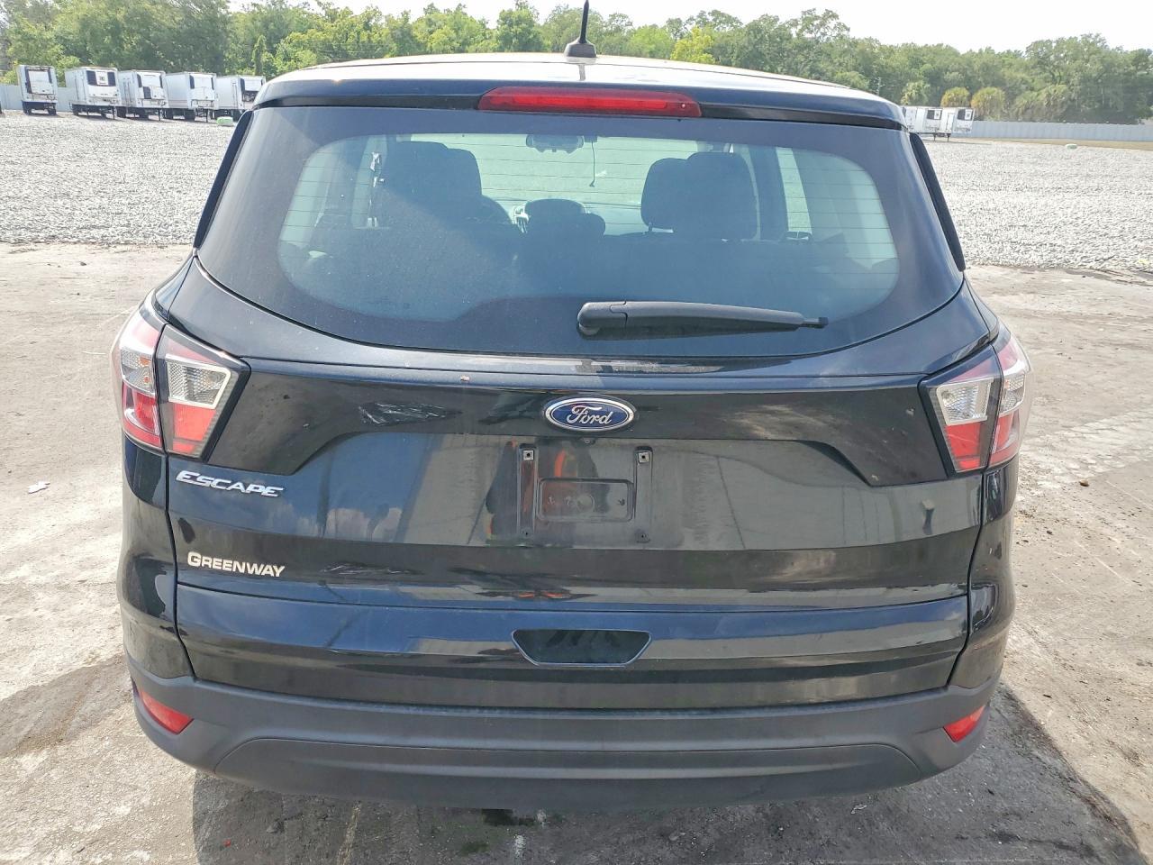 2018 Ford Escape S - Image 6