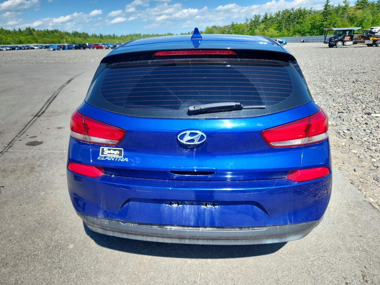 2019 Hyundai Elantra Gt Base - Фото 6