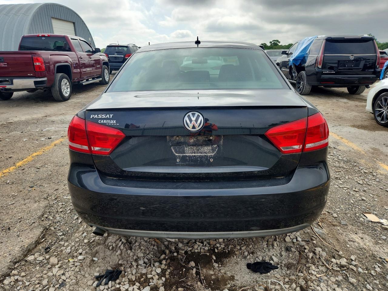 2013 Volkswagen Passat S - Фото 6