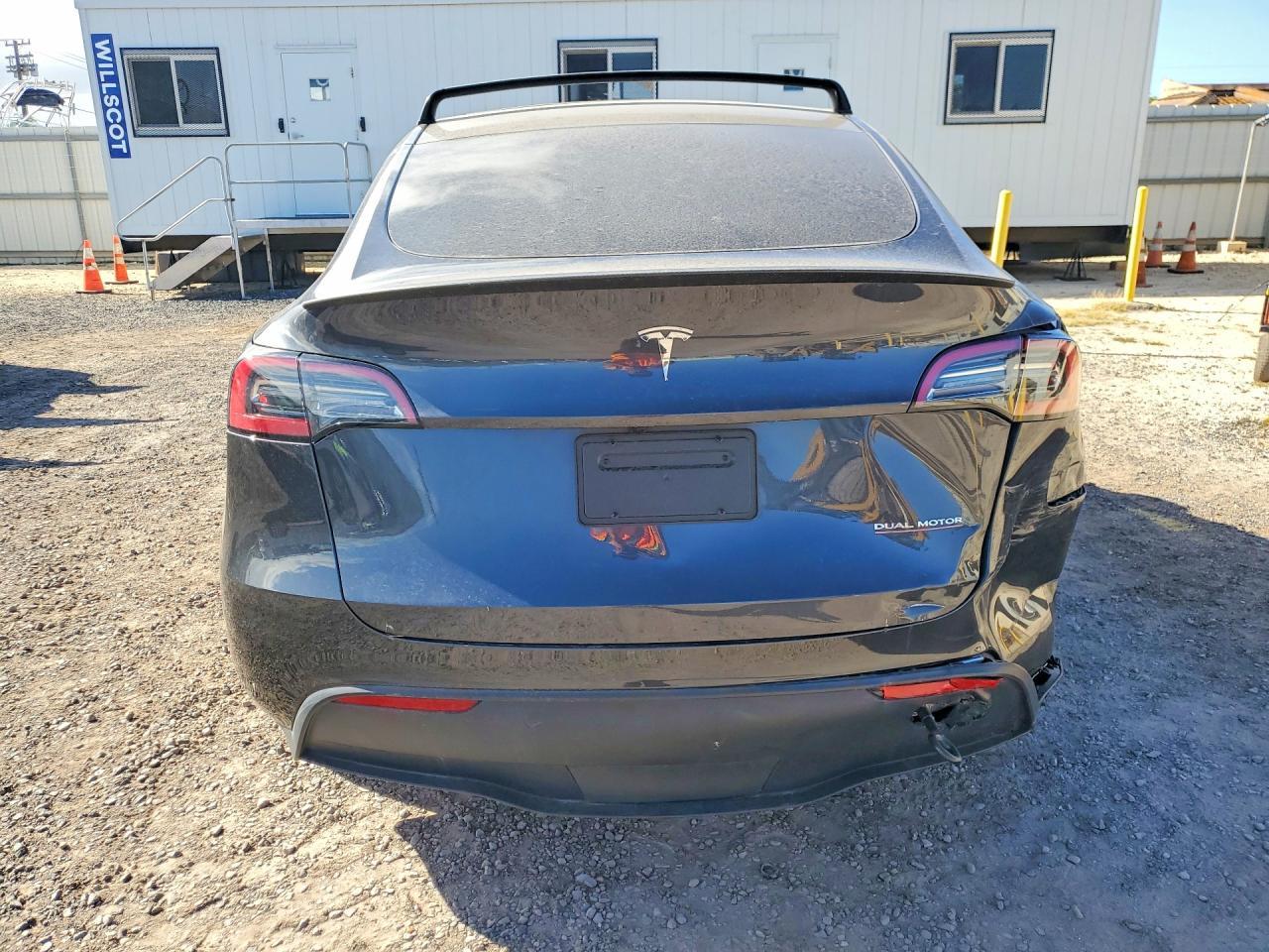 2024 Tesla Model Y - Фото 6