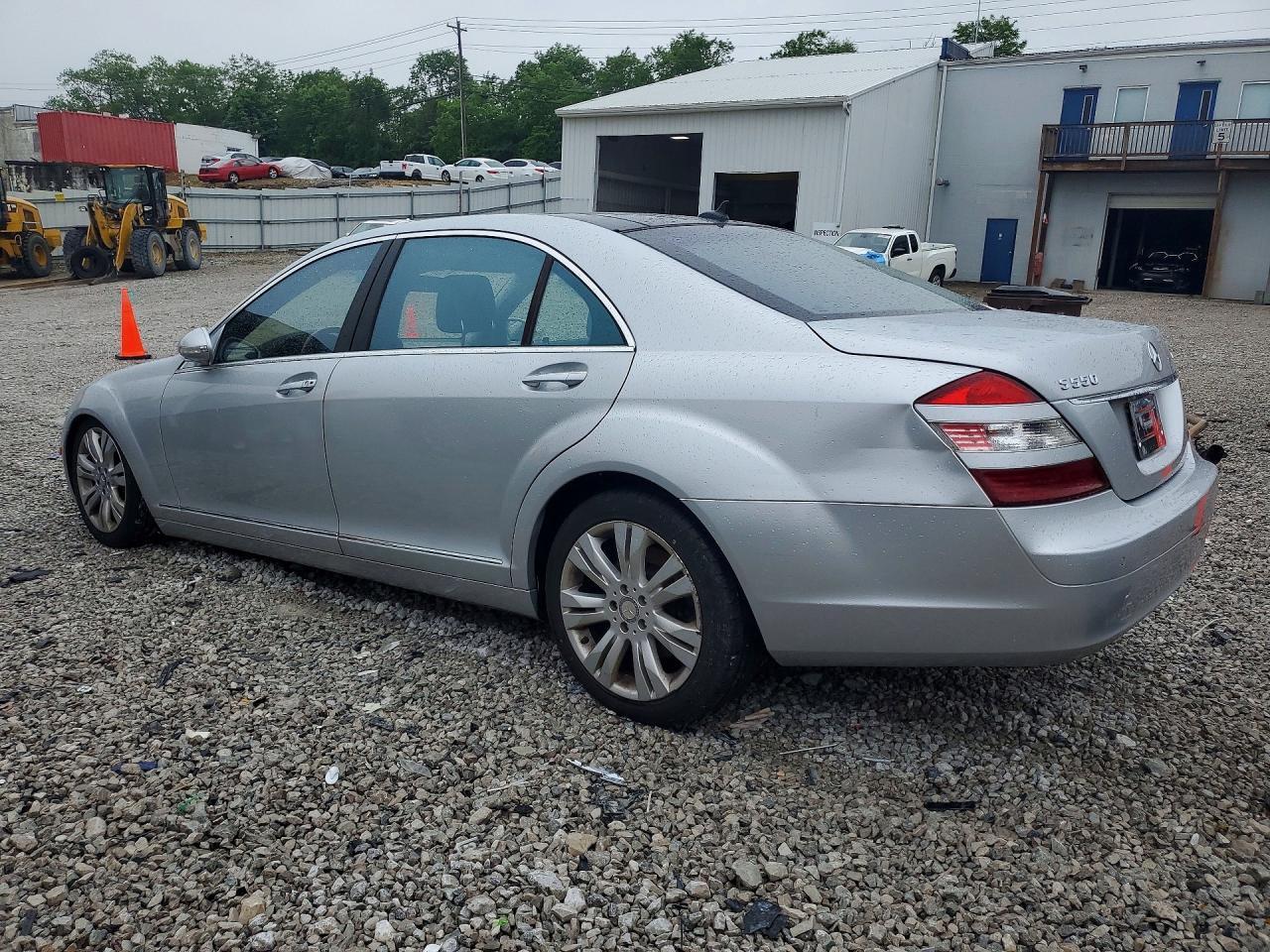 2009 Mercedes-Benz S 550 4Matic - Image 2
