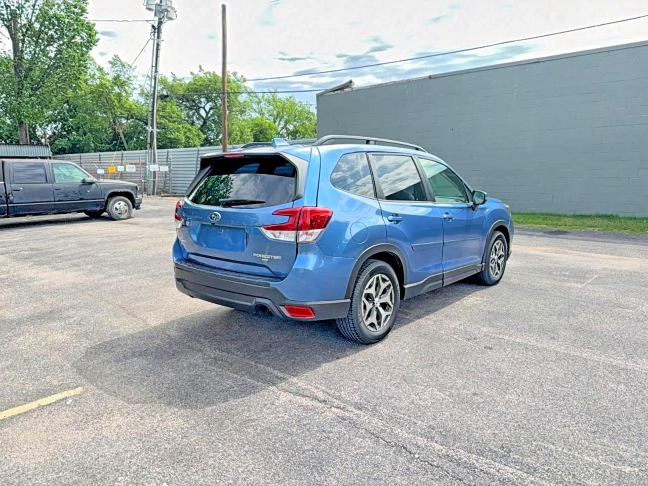 2020 Subaru Forester Premium - Фото 4
