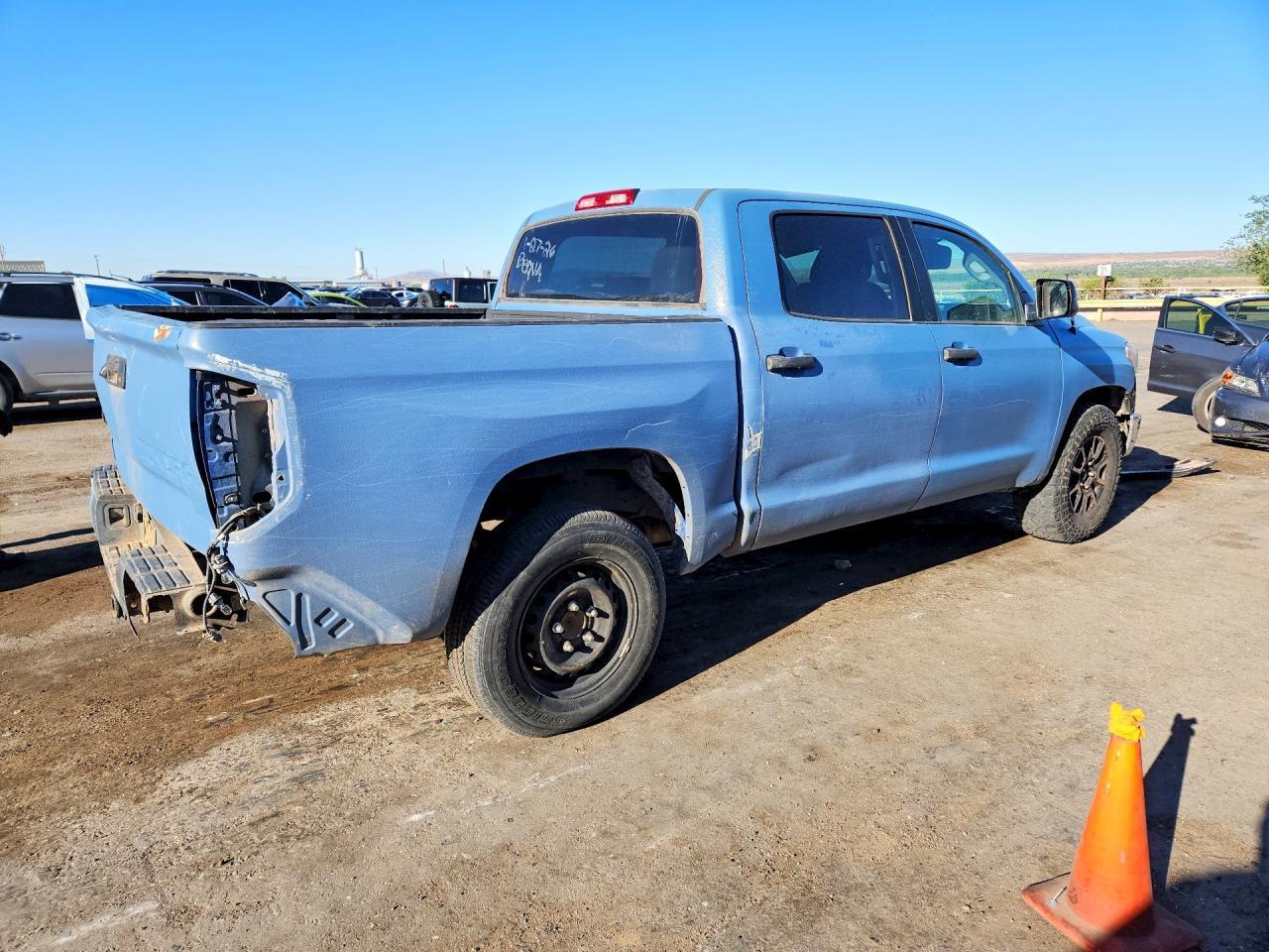 2017 Toyota Tundra Sr5 - Фото 3