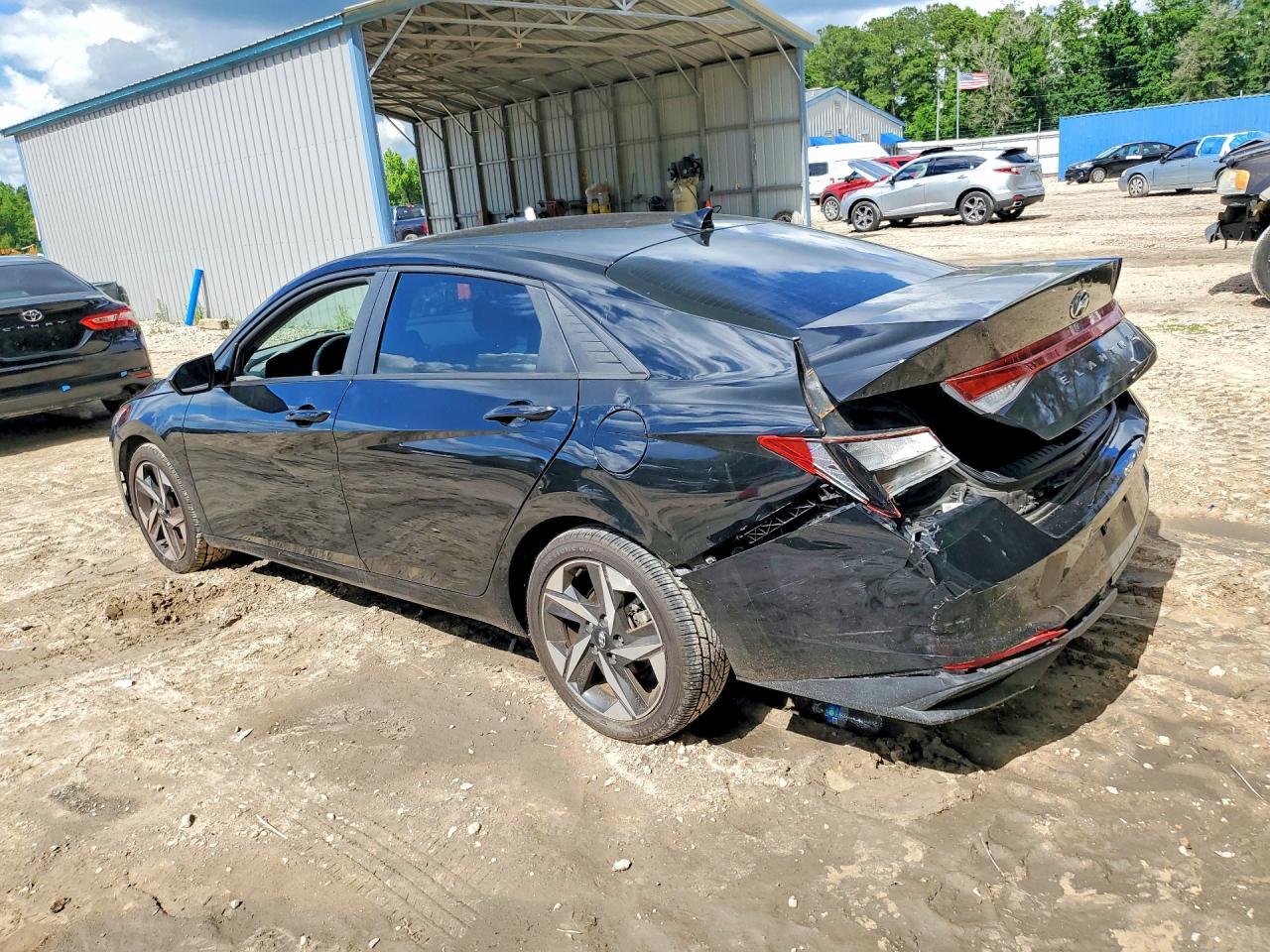 2023 Hyundai Elantra Sel - Фото 2
