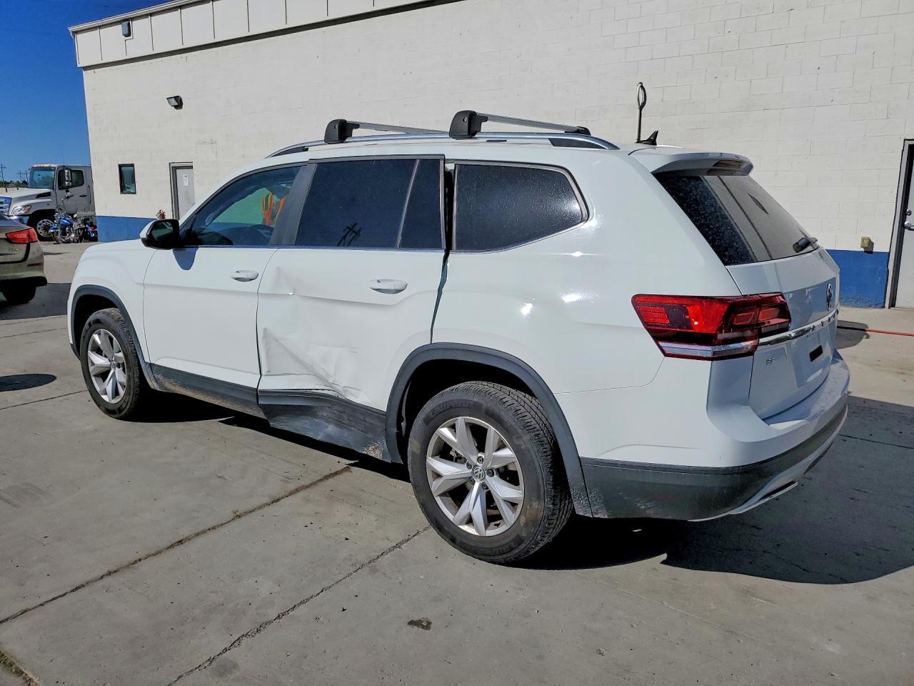 2018 Volkswagen Atlas Se - Фото 2