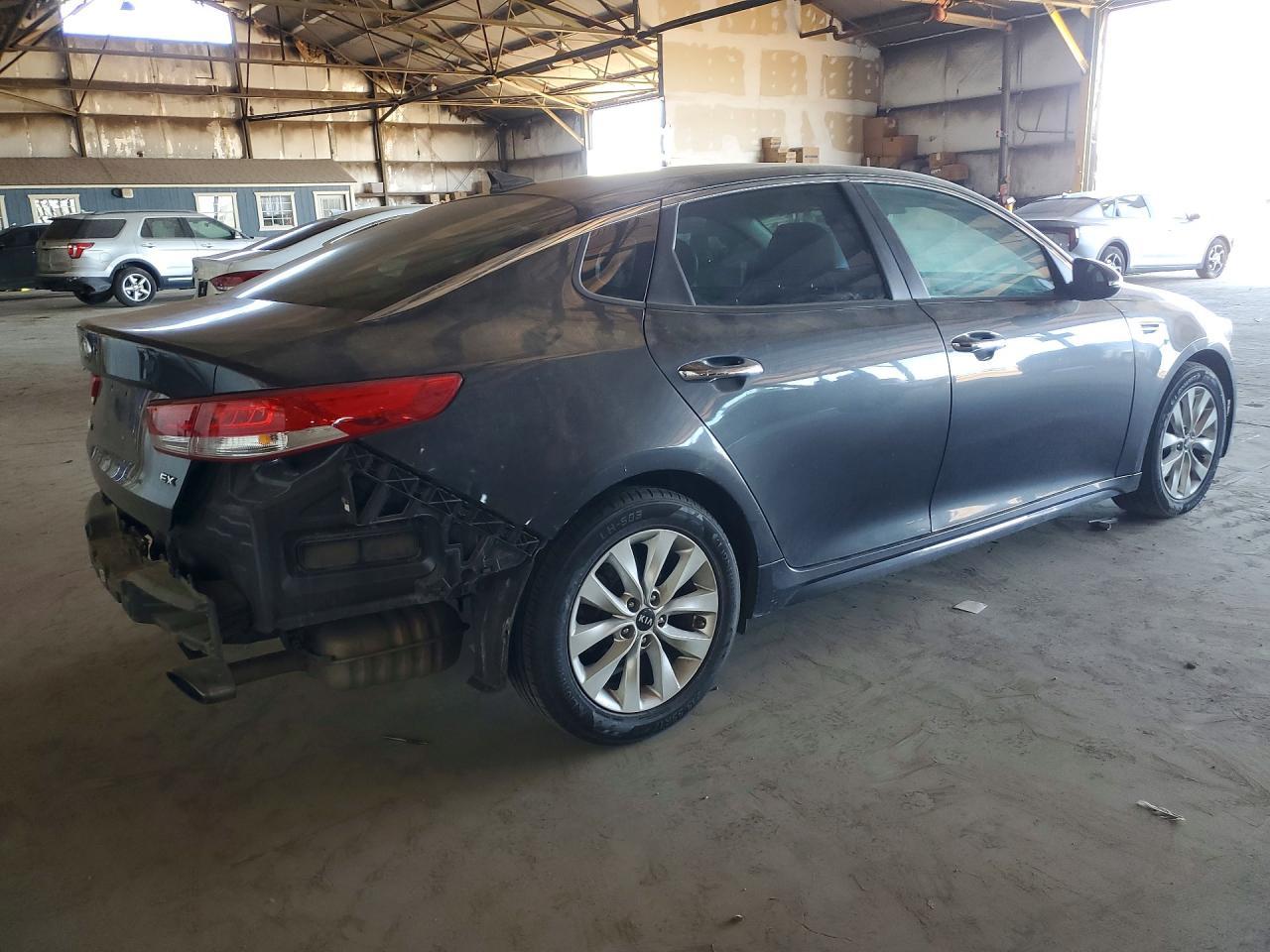 2017 Kia Optima Ex - Фото 3