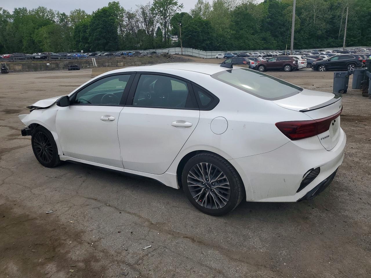 2024 Kia Forte Gt Line - Фото 2